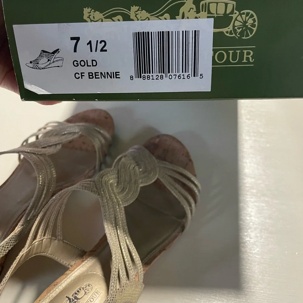Coach and Four Gold Strappy Metallic Wedge Sandals Size 7.5 Cork Heel